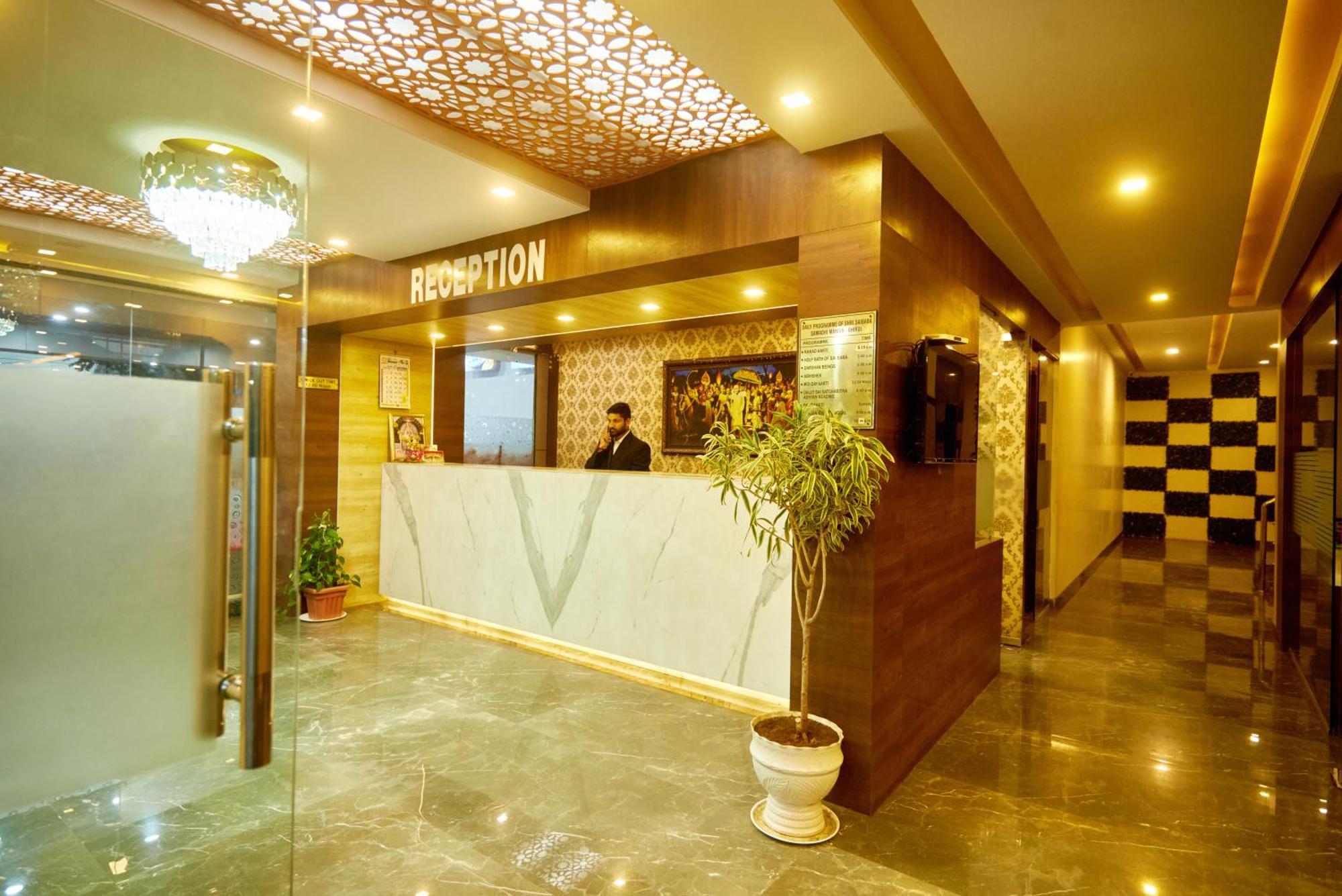 Sai Vidisha Palace Shirdi Bagian luar foto