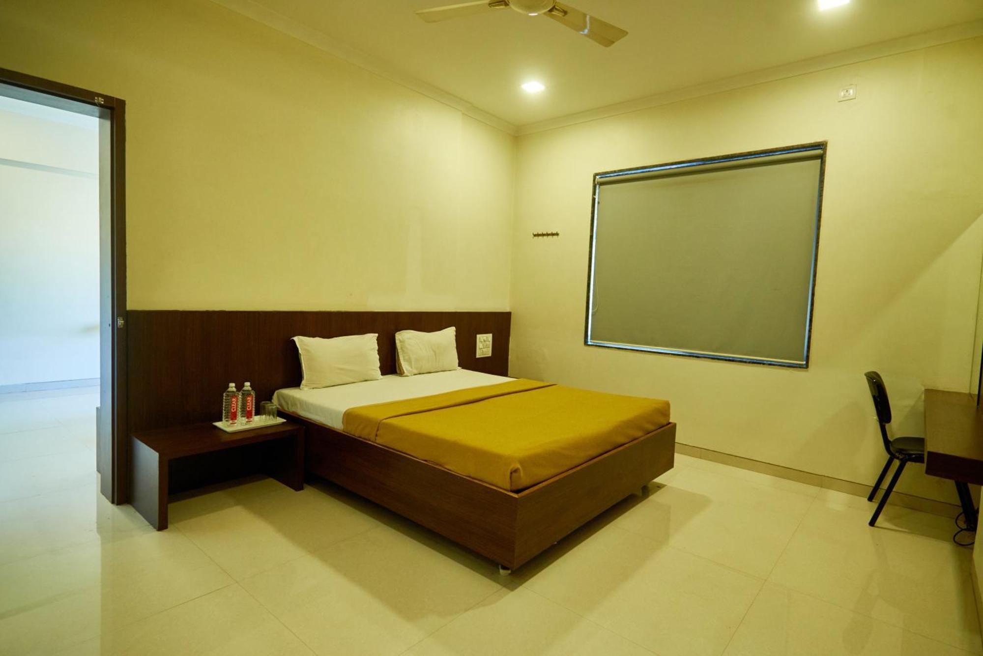 Sai Vidisha Palace Shirdi Bagian luar foto